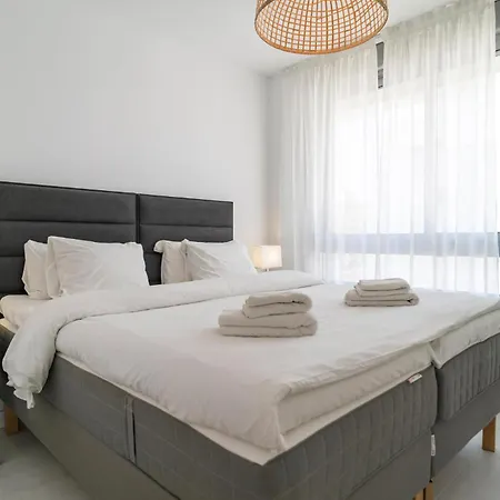 Stunning In With Wifi Estepona